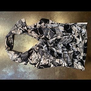 Comic book tank top size small